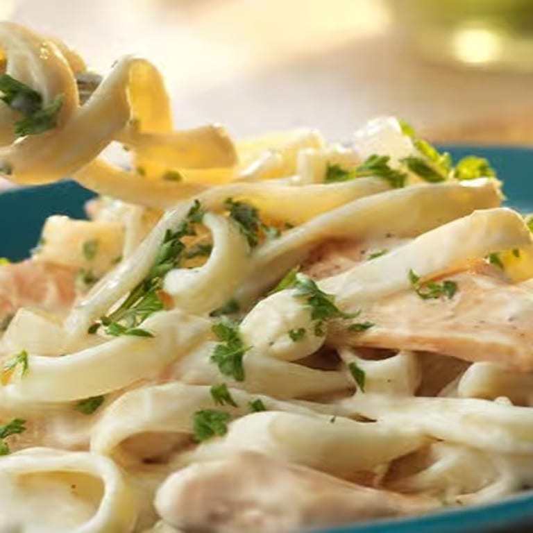 Delicious Fettuccine Alfredo and More Italian Favorites